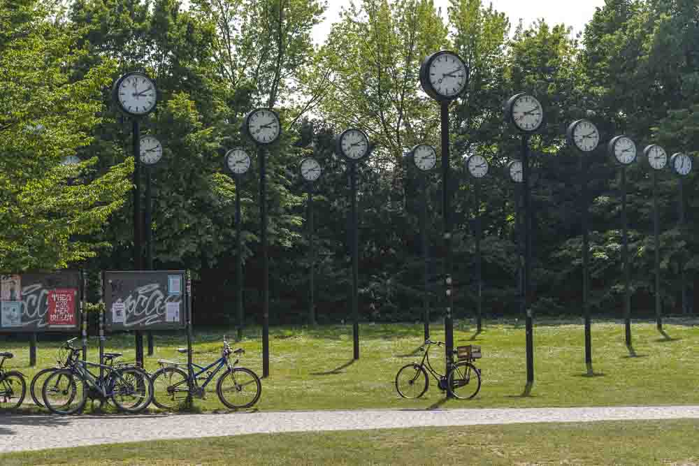 Zeitfeld im Volksgarten Düsseldorf